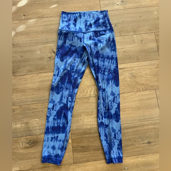 Lululemon Align Legging in tie dye - Picture 2 of 4